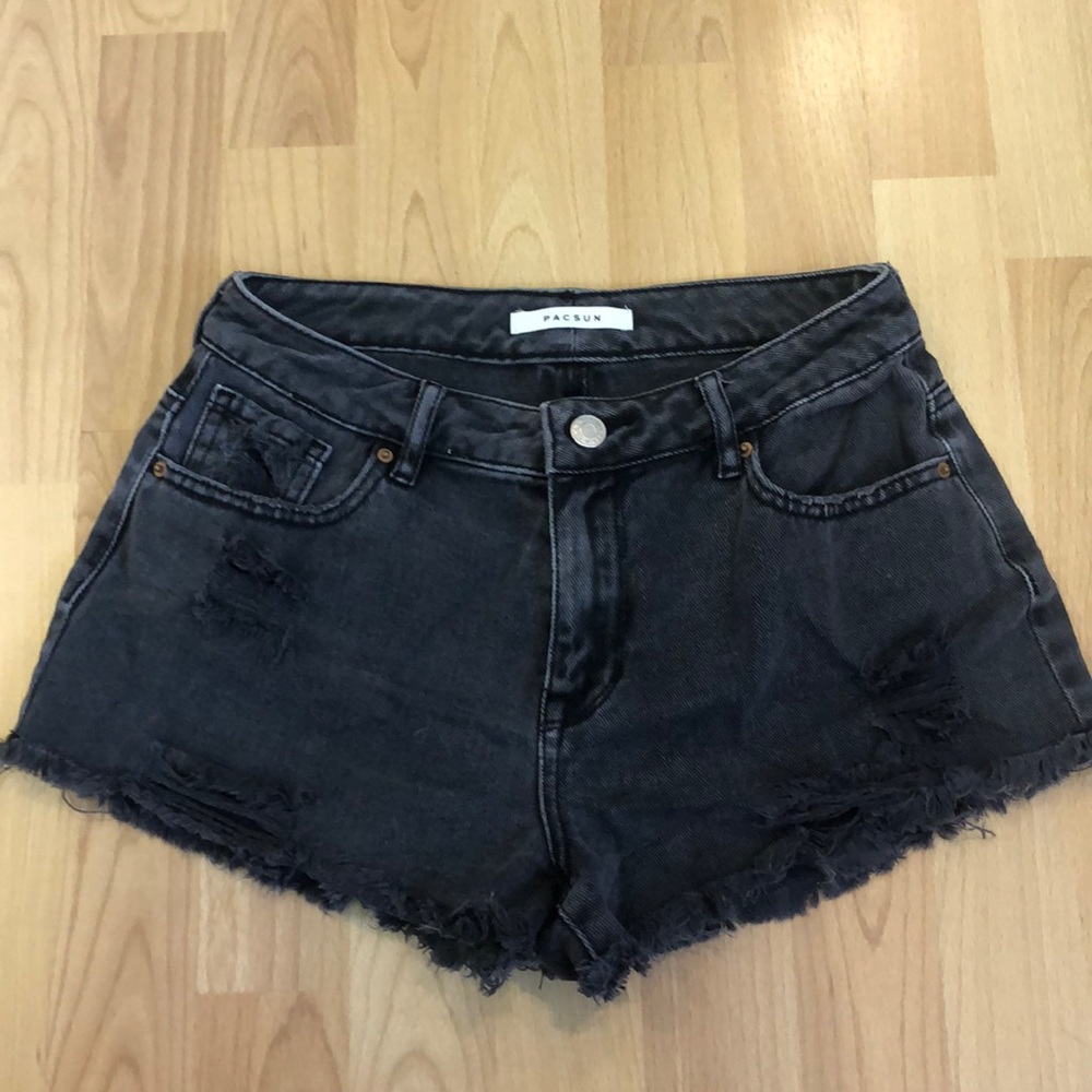 Black pacsun high waisted festival shorts size 25